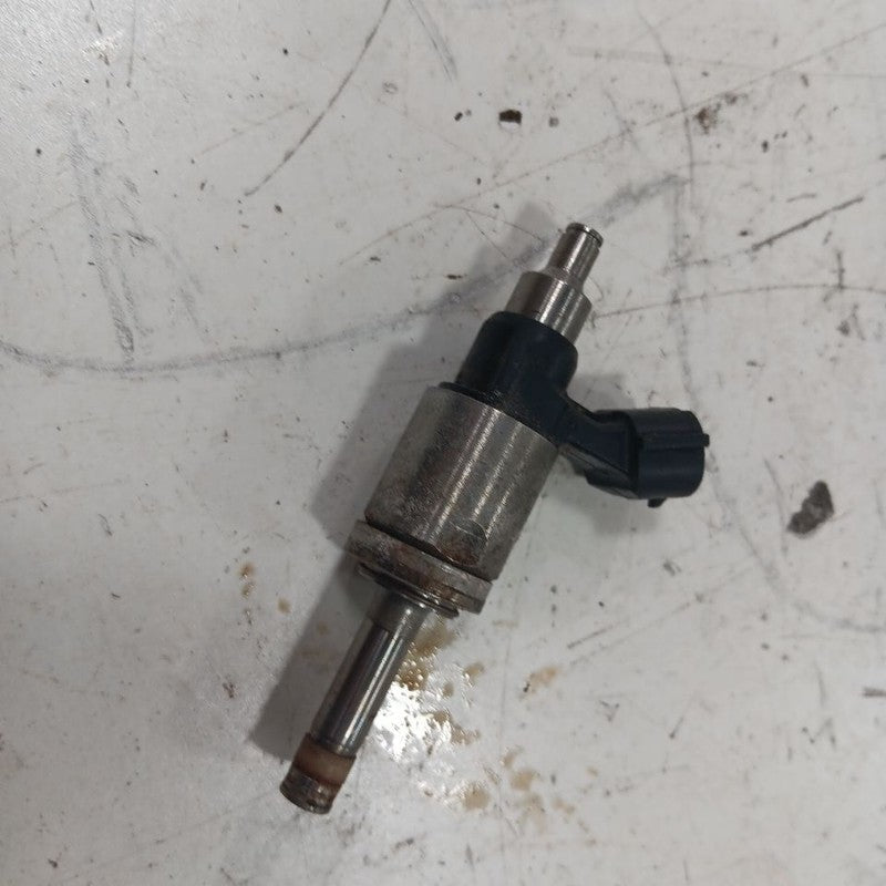 Fuel Injection Injector Fits 17-23 Subaru Impreza OEM
