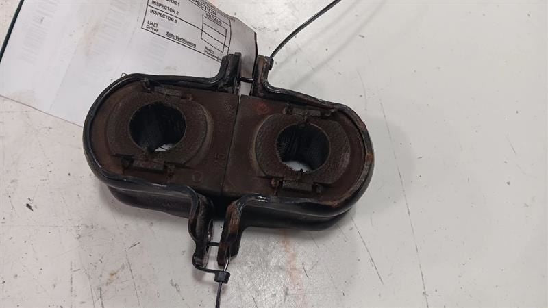 Toyota Camry Sway Bar Bushing Mounting Bracket  2021 2022 2023 OEM