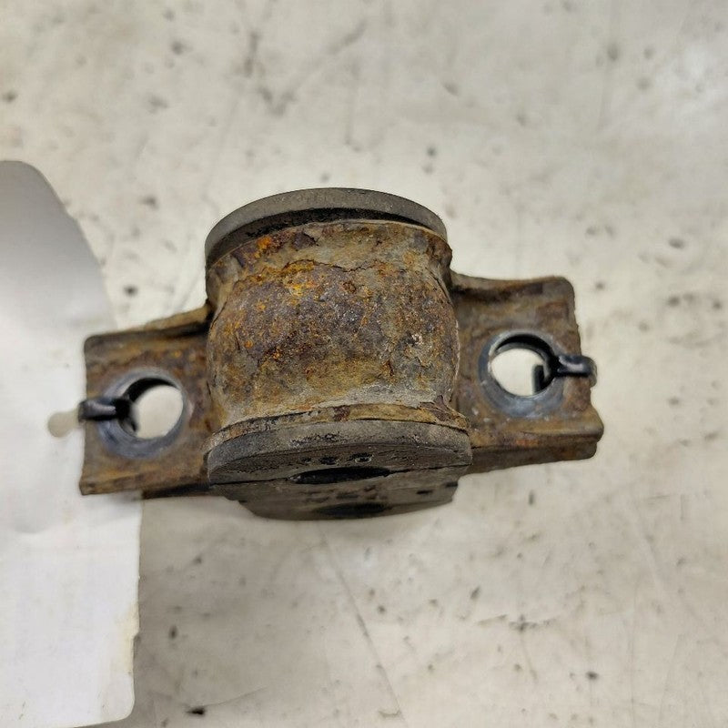 Honda CR-V Rear Sway Bar Bushing Mounting Bracket  2019 2018 2017