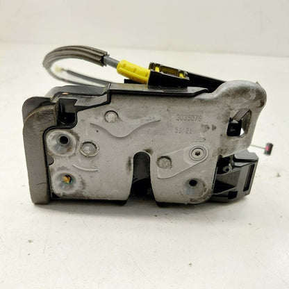 Cadillac XTS Door Latch Lock Right Passenger Front      2016 2017 2018