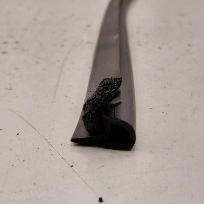 Kia Sportage Right Front Weather Strip Interior  2020 2021 2022