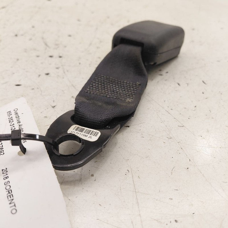 Kia Sorento Seat Belt Buckle Latch Left Driver Rear Back  2018 2017 20