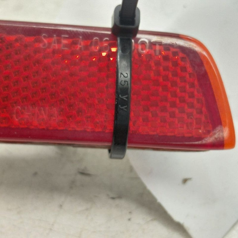Nissan Rogue Passenger Right Rear Side Marker Reflector  2021 2022 202