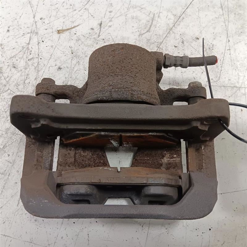 Passenger Right Front Brake Caliper Fits 15-18 Jeep Renegade OEM