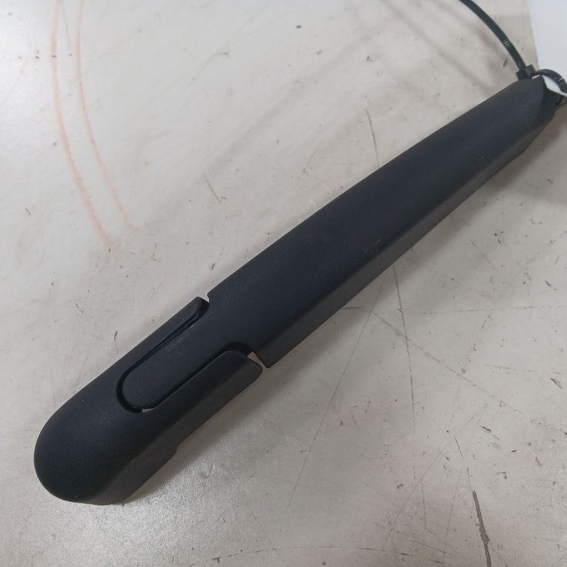 Jeep Renegade Wiper Arm Rear 2023 2022 2021 2020 OEM