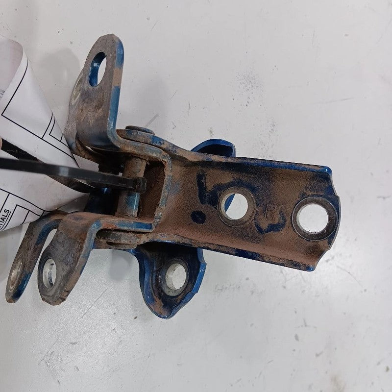 Toyota Prius C Door Hinge Set Right Rear Passenger  2017 2016 2015 201