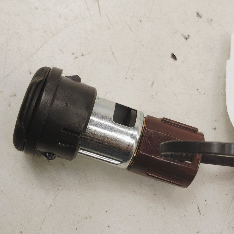 Cadillac XTS 12V Power Port Socket      2016 2017 2018