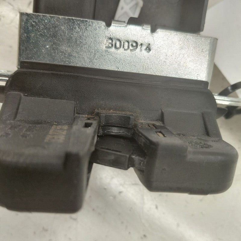 Volkswagen Golf Trunk Latch  2015 2016 2017