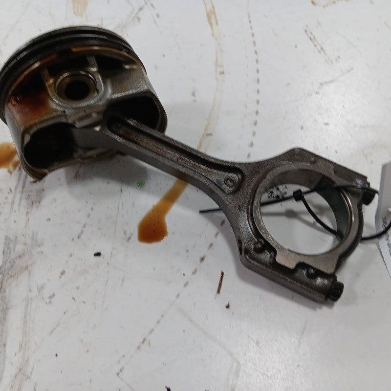 Kia Sportage 2.4 Single Piston With Connecting Rod   2022 2021 2020 2019 2018
