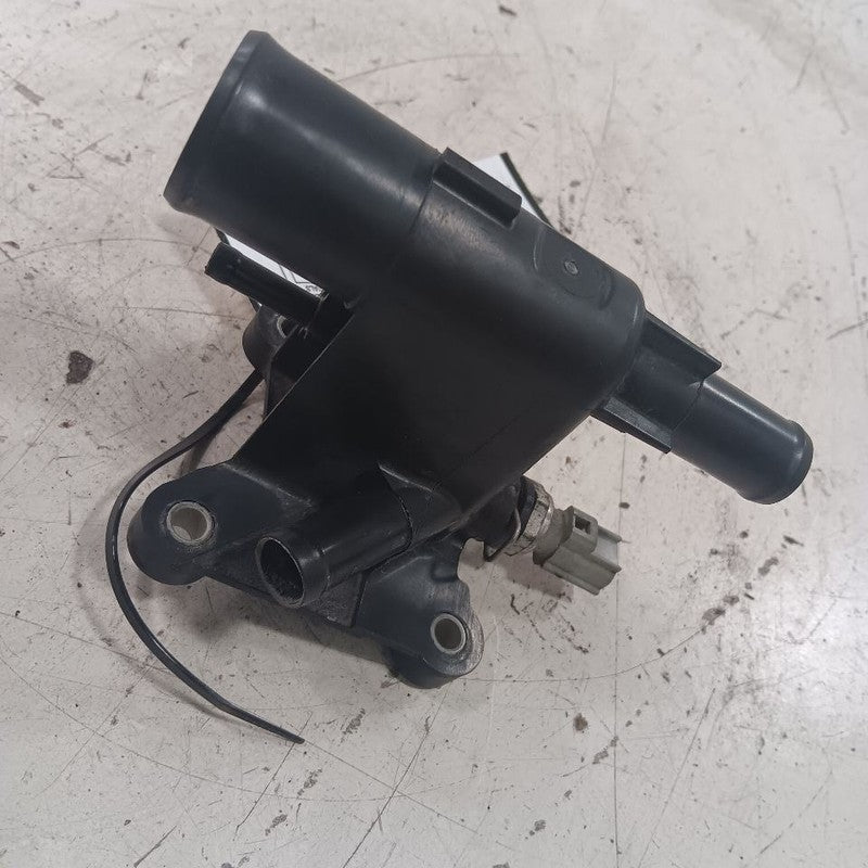 Ford Focus 2.0 Coolant Line Crossover Pipe  2018 2017 2016 2015 OEM