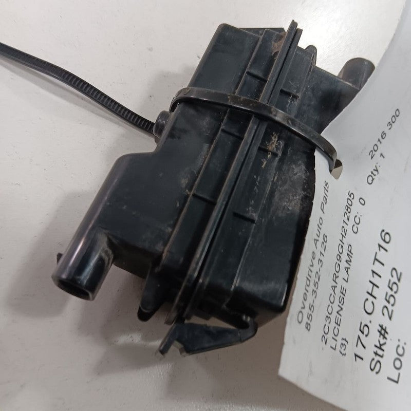 Chrysler 300 License Plate Light Lamp  2015 2016 2017 2018 2019