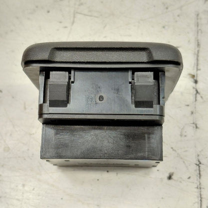 Cadillac CT6 120V Power Plug In Outlet {22904183} 2018 2017 2016