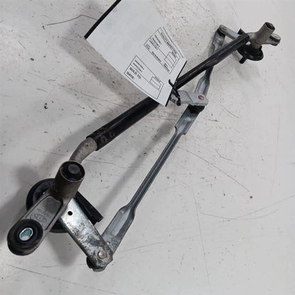 Wiper Transmission Fits 14-20 Kia Soul 612685 OEM