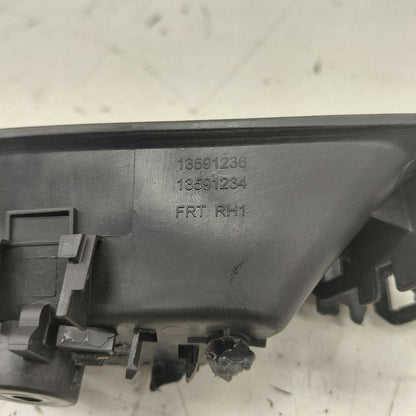 Chevy Trax Door Handle Right Passenger Front Interior Inside  2025 202