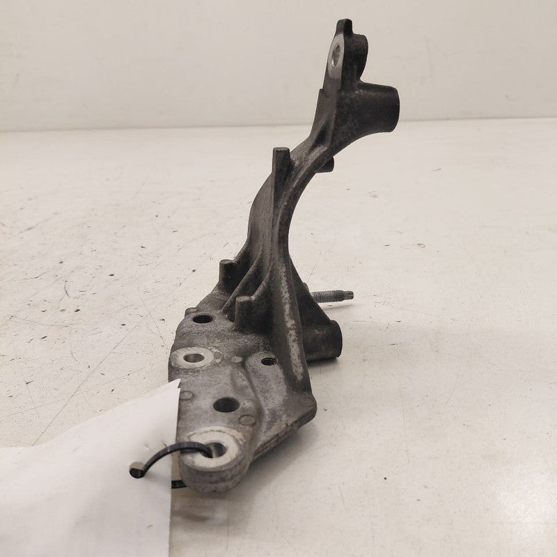 Ford Escape Water Pump Mount Bracket  2.5 2020 2021 2022