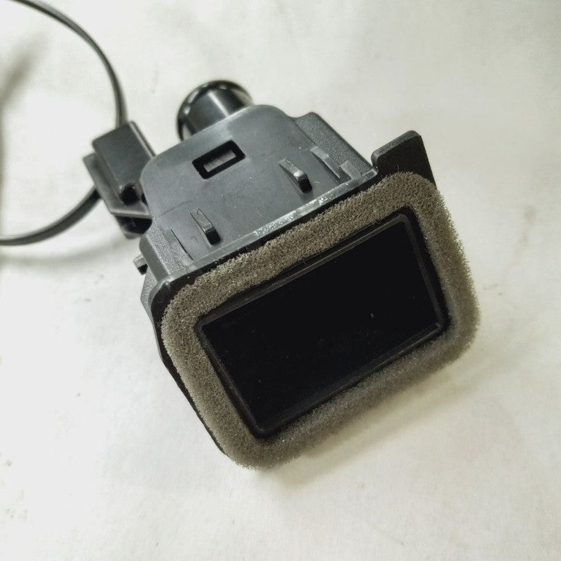 Subaru Crosstrek Cabin Air Temperature Sensor {0775004682} 2023 2022 2