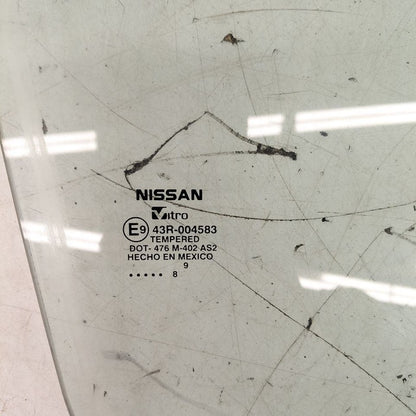 Passenger Right Front Door Glass Window Hatchback Note Fits 17-19 Niss