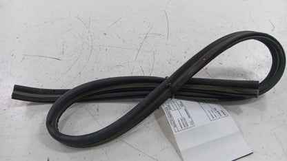 Hyundai Elantra Cowl Vent Panel Hood Rubber Seal  2011 2012 2013 2014 