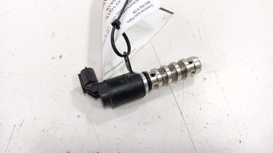 Hyundai Sonata Variable Timing Gear Oil Control Valve Solenoid Cylinde