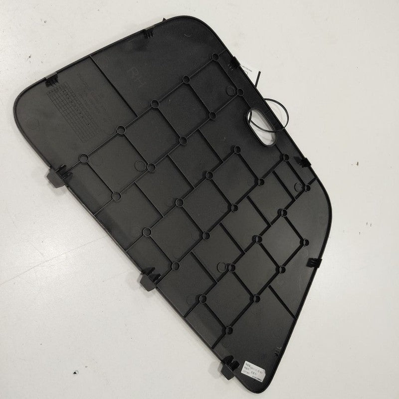 Buick Encore Passenger Right Rear Storage Cover {95914496} 2022 2021 2020 2019 