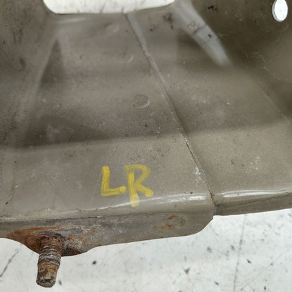 Nissan Versa Note Bumper Mount Bracket Left Driver Side Rear  2019 201