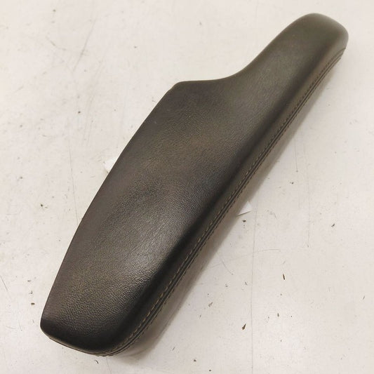 Chrysler 300 Driver Left Front Door Arm Rest  2017 2018 2019