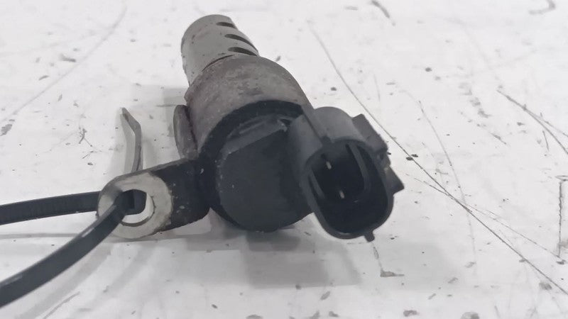 Lexus LS460 Variable Timing Gear Oil Control Valve Solenoid Cylinder Head  2007 