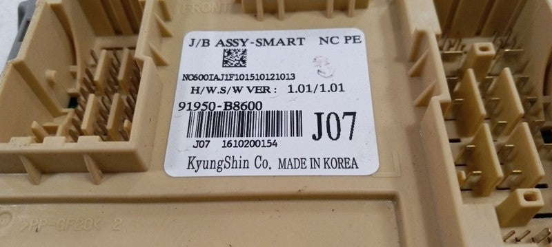 Hyundai Santa Fe Cabin Fuse Box Interior Inner Under Dash 2017 2018 2019