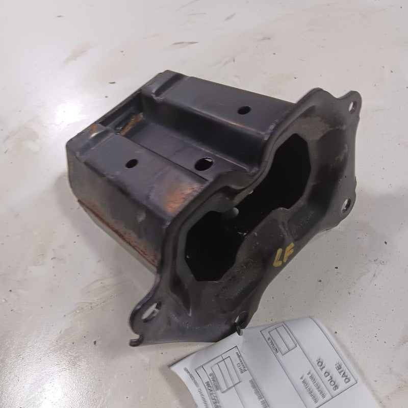 Nissan Altima Bumper Mount Bracket Left Driver Side Front 2023 2022 20