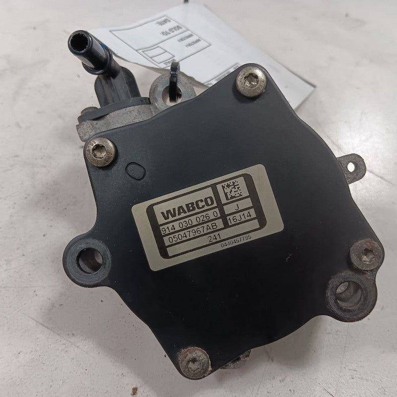Vacuum Pump 2.0L Fits 13-16 DART OEM