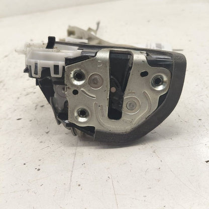 Honda CR-V Door Latch Lock Right Passenger Rear  2019 2018 2017