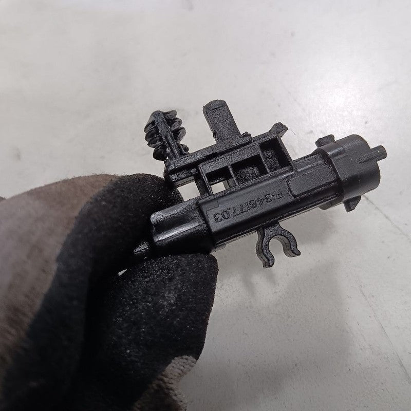 Fiat 500 Variable Timing Gear Oil Control Valve Solenoid Cylinder Head 2016 2017