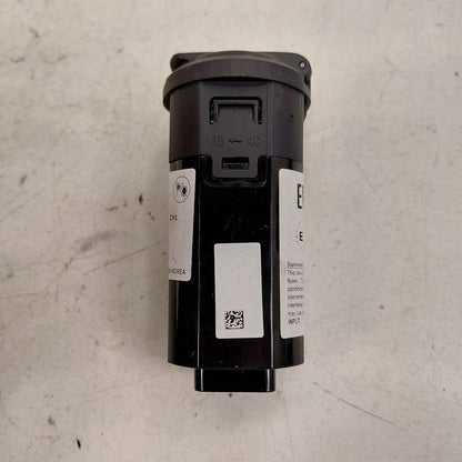 Hyundai Santa Fe USB Charging Port {96125S1500} 2019 2020