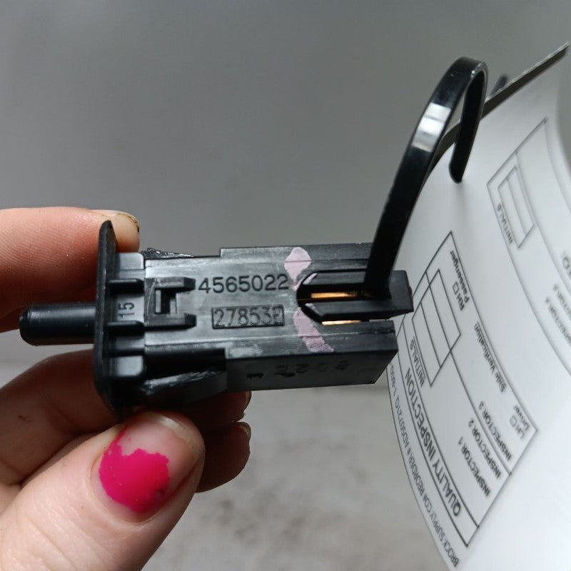 Jeep Compass Glove Box Switch & Lamp Bulb 2017 2018 2019 2020 2021 2022 2023