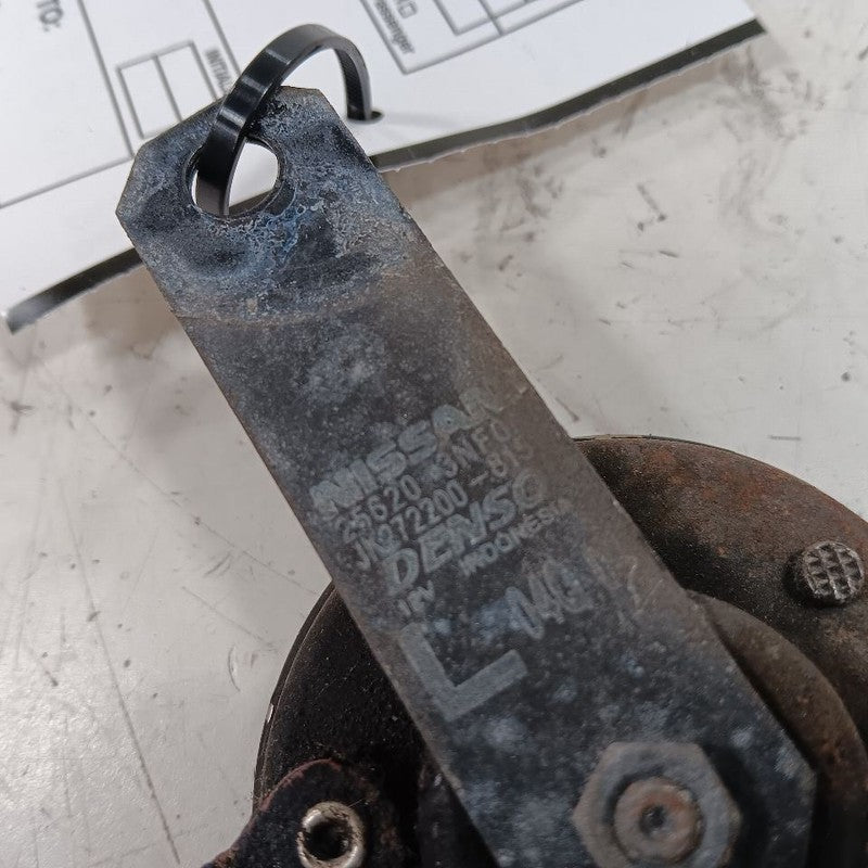 Nissan LEAF Horn  2013 2014 2015 2016 2017