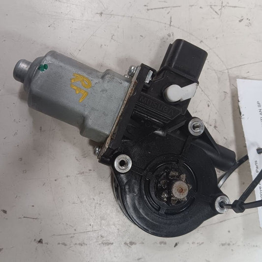 Left Rear Power Window Motor  Fits 11-20 Mitsubishi Outlander Sport OE
