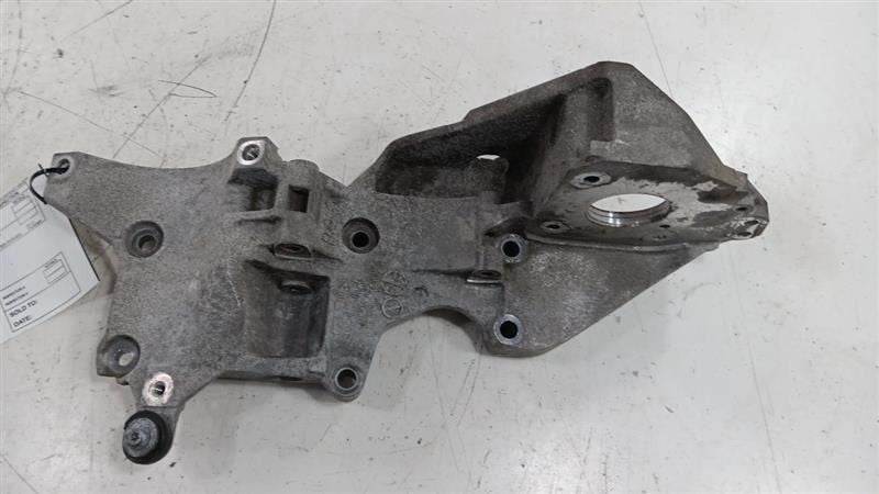 GOLF      2011 Engine Parts Misc  OEM