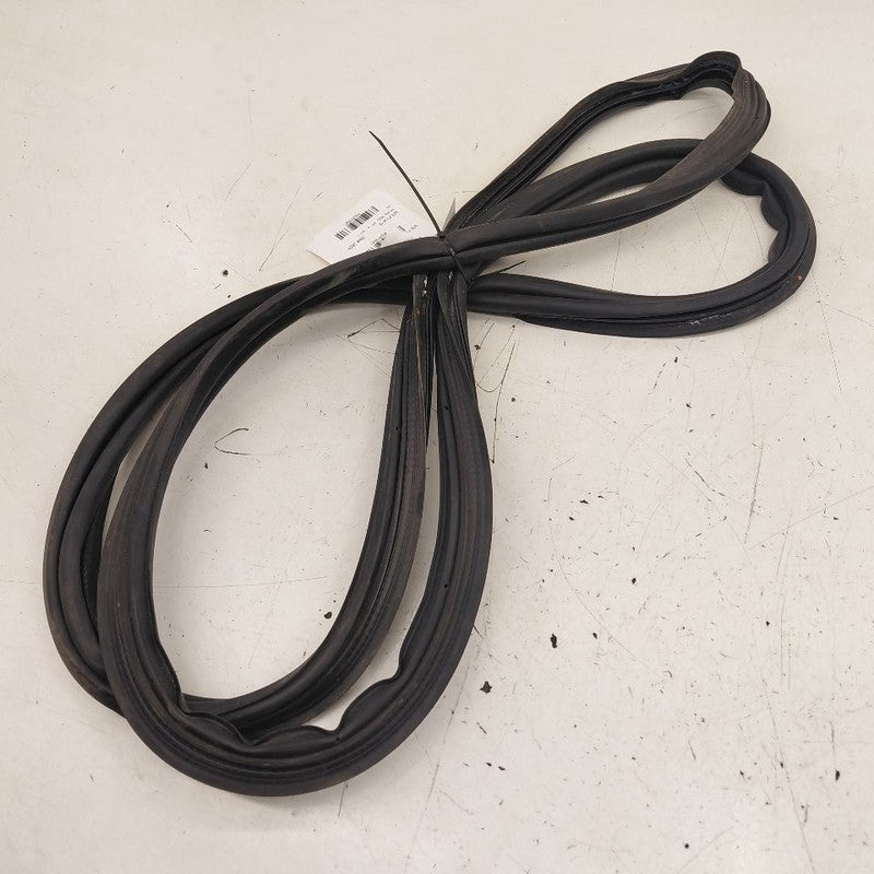 Fiat 500 X Model   Trunk Lid Hatch Door Rear Back Rubber Seal  2016 20