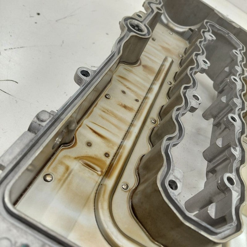 Chevy Trax Engine Cylinder Head Valve Cover  1.4 2022 2021