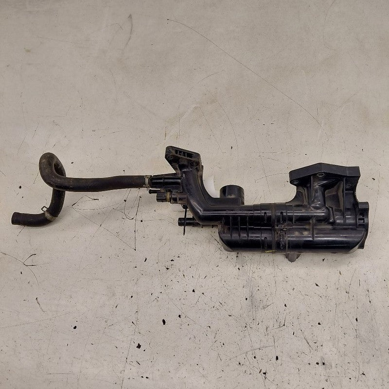 Kia Sorento Coolant Line Crossover Pipe  3.3 2018 2017 2016