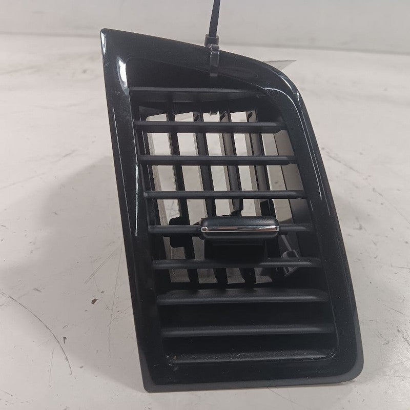 Mitsubishi Outlander Sport Dash Air Vent Left Driver  2019 2020 2021 2022