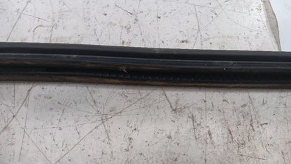 Buick Encore Right Front Weather Strip Interior  2013 2014 2015 2016 O