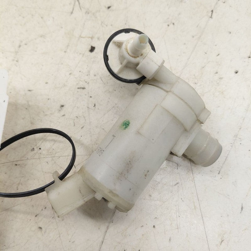 Mitsubishi Outlander  Windshield Washer Fluid Reservoir Pump Electric 