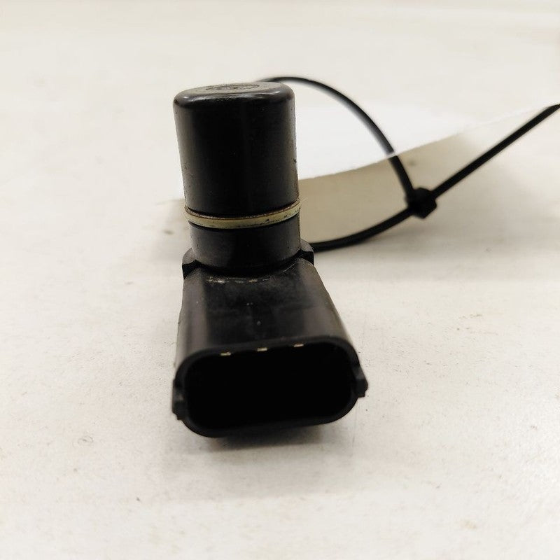 Cadillac XTS Camshaft Cam Shaft Position Sensor      3.6 2016 2017 201