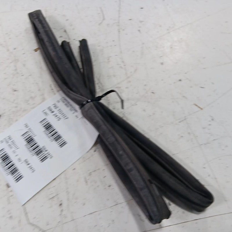 Toyota Rav 4 Cowl Vent Panel Hood Rubber Seal  2015 2016 2017 2018