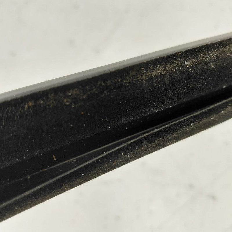 Buick Encore GX Right Front Weather Strip Interior  2020 2021 2022 202