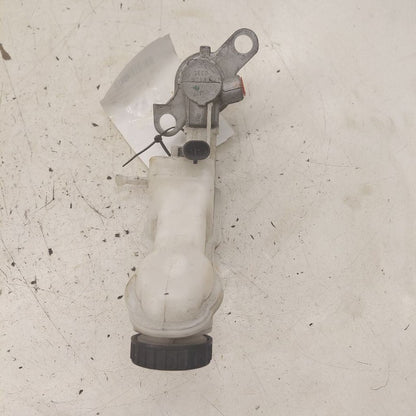 Brake Master Cylinder VIN B 8th Digit Opt Luv Fits 13-21 Buick Encore