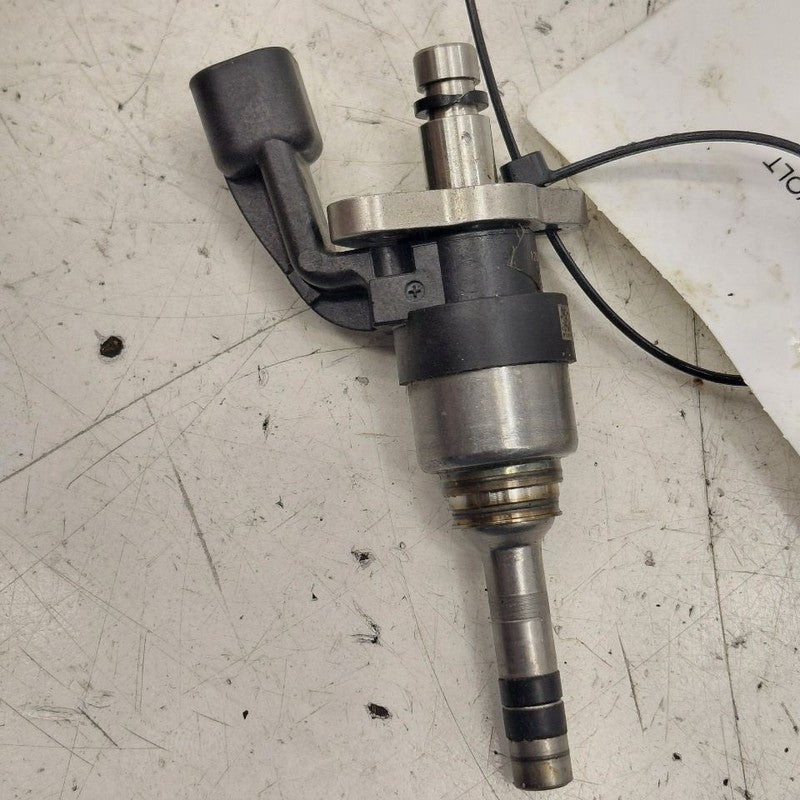 Fuel Injection Injector Fits 16-19 Chevy Volt