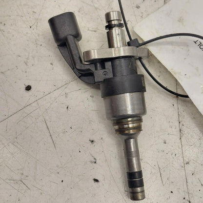 Fuel Injection Injector Fits 16-19 Chevy Volt