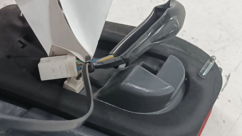 8158150150 Passenger Right Tail Light Decklid Mounted Fits 07-09 LEXUS LS460